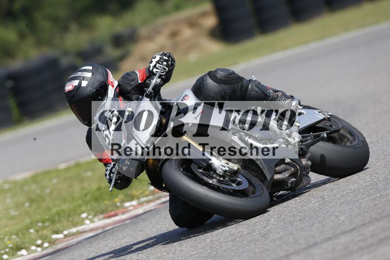 /45 10.08.2025 Plüss Moto Sport ADR/Einsteiger/575